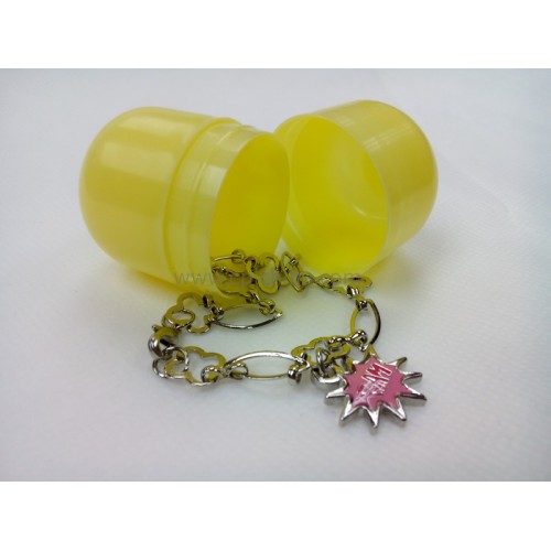 Capule with Bracelet